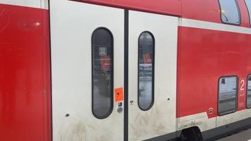 Türen gesperrt: Regionalbahnen fahren halb leer hin und her