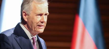 wie bringen wir unser land wieder nach vorne, herr wulff?