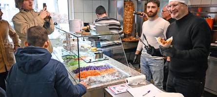 döner, kondome und youtube-gespräche: so läuft der wahlkampf in neuburg