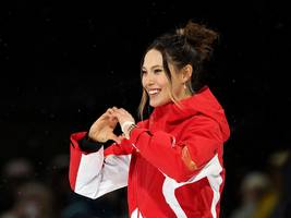 Freestylerin aus China: Alles rotiert und schart sich um Gu