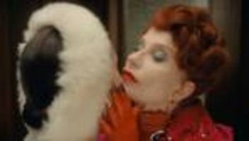 die blutgräfin auf der berlinale: herrlich, wie die zahnderl beißen!