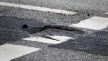 Straßenschäden: Winterschäden: Hamburg kündigt Schlagloch-Offensive an