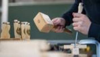 Umfrage: Fehlender Nachwuchs verschärft Personalnot im Handwerk