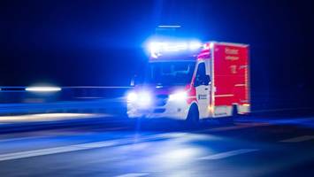 frontalcrash mit mehreren autos bei spremberg – b97 vollgesperrt