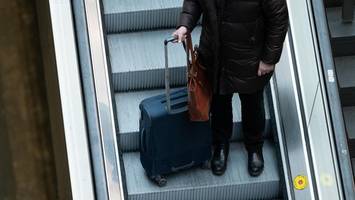 Alle Rolltreppen an Hauptbahnhof und Südkreuz außer Betrieb