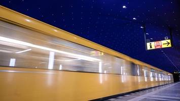 hier sind u- und straßenbahnen in berlin zum langsamfahren gezwungen