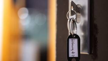 wohnungsleerstand trotz wohnungsnot: so geht neukölln dagegen vor