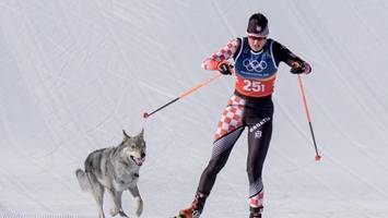 Olympia 2026: Hund auf der Zielgeraden: Kuriose Szenen beim Langlauf