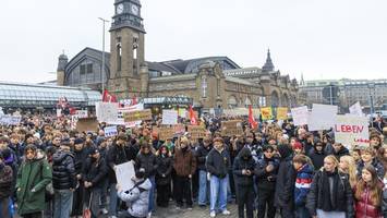 „Schulstreik gegen Wehrpflicht“: Schülerinnen und Schülern drohen null Punkte