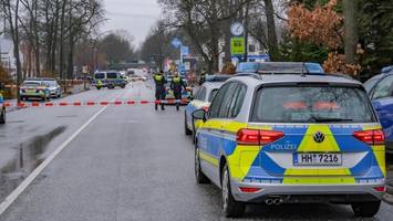 messerangriff: mutmaßlicher täter flüchtet – polizei fahndet mit hubschrauber