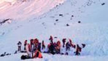 skifahren: was tun bei einer lawine?