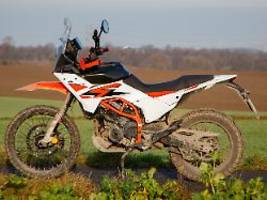 Der Einzylinder-Nachwuchs ist da: KTM 390 Adventure R - Einsteigerenduro mit hohem Geländepotenzial