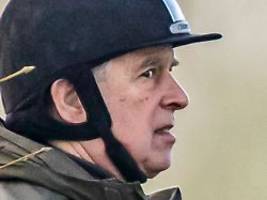 Viele Vorwürfe gegen Ex-Royal: Festnahme am Geburtstag - Der Absturz des Prinzen Andrew