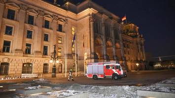 Gefahrenstoffe? Feuerwehreinsatz im Reichstagsgebäude