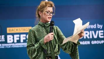 Leslie Malton bei BFFS Backstage Party: „KI ist wie ein wildes Tier“