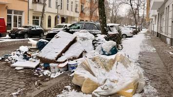 sperrmüllhaufen ärgert nachbarn: warum der dreck einfach nicht verschwindet
