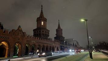 „Ist da jemand eingezogen?“ Rätsel um Berlins bekannteste Brücke