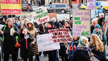 Wald-Gymnasium: Eltern und Schüler protestieren gegen ISS-Umwandlung