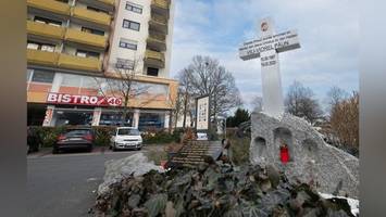 Hanau-Anschlag jährt sich: Hinterbliebene fühlen sich von Justiz alleingelassen