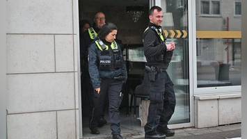 Hinterzimmer-Behandlungen im Supermarkt? Polizei und Behörden ermitteln