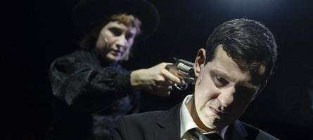 Skandal in Bochum: Das Publikum geht einen Schauspieler an, der einen Faschisten spielt