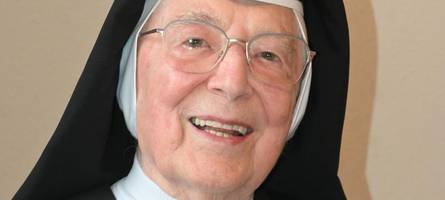 95 jahre voller einsatz für andere: die ursberger ordensfrau, die ihr leben den menschen widmet