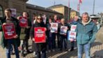 Attacke auf Zugbegleiter: EVG-Ruf nach mehr Sicherheit in Zügen – auch Kritik