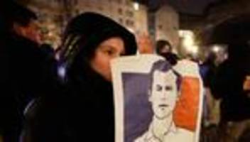 Frankreich: Innenminister erlaubt Trauermarsch für getöteten rechten Aktivisten