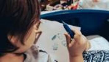 Missbrauch in Schulen, Kitas und Kirchen: Betroffene fordern Ausgleich bei nicht gemeldeten Missbrauchsfällen