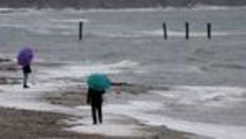 wetter: glatteis und regen: im norden bleibt das wetter unbeständig