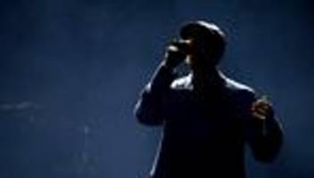 xavier naidoo: weghören, schweigen, weiterfeiern