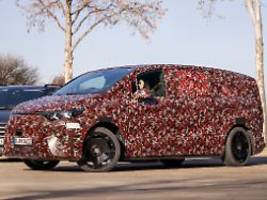 luxuriös wie eine s-klasse: mercedes-v-klasse-nachfolger vle fährt wie ein kompaktwagen