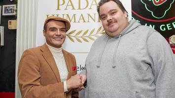 Mit Preis ausgezeichnet: Wie ein Ex-Obdachloser die Seiten wechselt