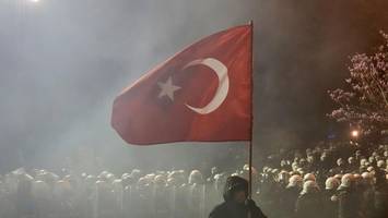 türkische polizei nimmt korrespondenten der deutschen welle fest