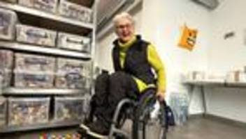 Hilfe für Rollstuhlfahrer: Jubiläum bei der Lego-Oma - 150. Rampe ist fertig