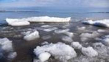 Steigende Temperaturen: Wärmere Tage lassen Eis an der Ostseeküste schmelzen