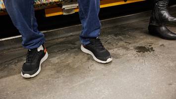 Drogen, Gewalt, Dreck: Eine Fahrt mit der U8 – „Ein Armutszeugnis für Berlin“