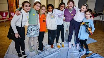 in der gelben villa in kreuzberg entdecken kinder ihre kreativen talente