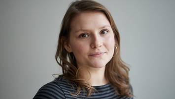 nach der pille kam pcos: „plötzlich hielt ich haarbüschel in den händen“