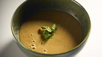 vegane pilzsuppe von felix klawitter aus dem „crackers“