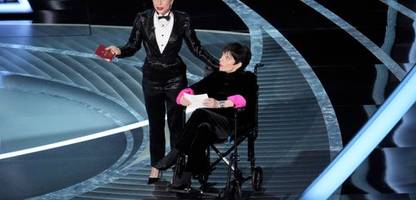 liza minnelli fühlte sich bei oscarverleihung in rollstuhl gezwungen