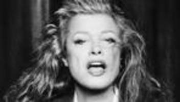 Uschi Obermaier: Da, wo ich bin, da ist der Mittelpunkt