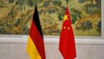 Wirtschaftsbeziehungen: Merz in Peking: Wie abhängig ist Deutschland von China?