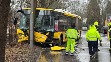Schwerer Unfall mit BVG-Bus in Berlin-Gatow – Zwölf Verletzte