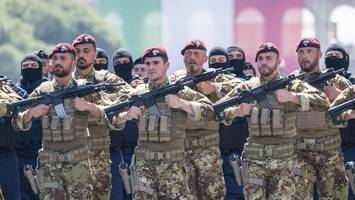 giorgia meloni baut militär massiv aus: wie italiens armee wachsen soll