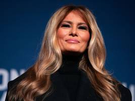 leute: ist sie heimlich ein fan von bad bunny?