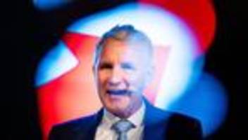 Demo gegen Höcke: Hunderte protestieren gegen Höcke-Auftritt in Düsseldorf