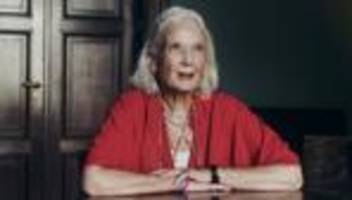 Gabriele von Arnim: Wie wird man eine heitere Alte, Frau von Arnim?