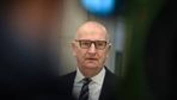 Gegen Rassismus: Woidke: Kein Platz für Menschenfeindlichkeit an Schulen