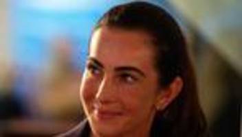 Leute: Lisa Müller, das Dummerl? Manchmal auch schön